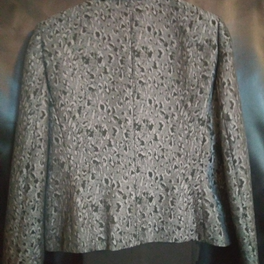 Suit - Picture 2 of 2